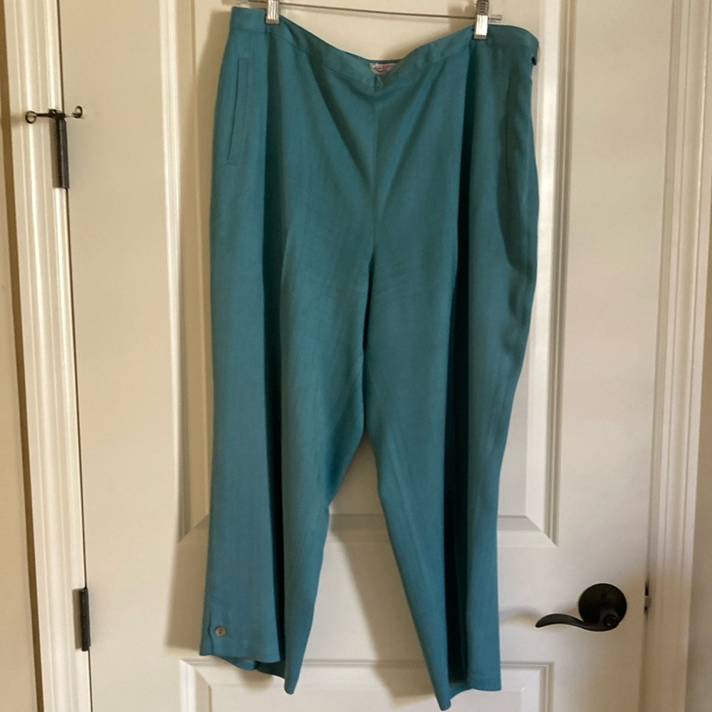 Tommy Bahama silk capri slacks